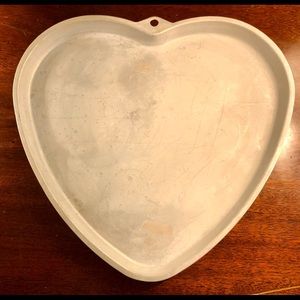 Vintage Wilton 1998 Heart Shaped Baking Pan